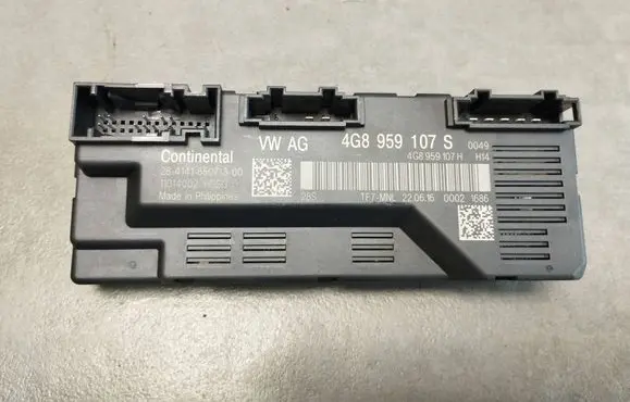Audi A7 S7 4G Tailgate/trunk control unit/module 4G8959107S 4G8959107H