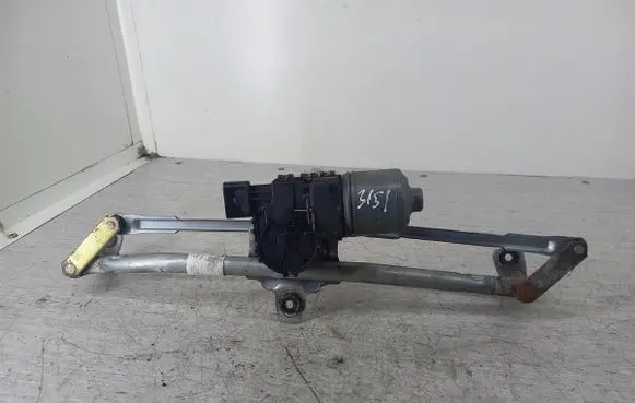 Front wiper linkage