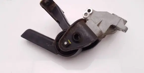 Suzuki Splash Gearbox mount