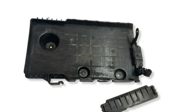 Volvo V40 Battery tray 31301934