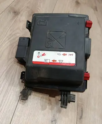 Fuse box cover