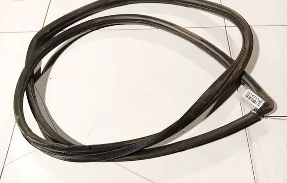 Honda Jazz Rubber seal front coupe door 