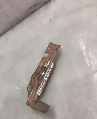Skoda Karoq Battery bracket 