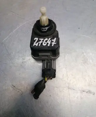 Opel Astra G Headlight level adjustment motor GM90590665