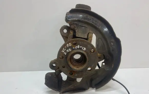 Volvo XC70 Front wheel hub
