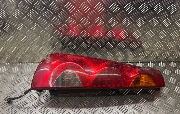 Nissan Note (E11) Rear/tail lights 22016752