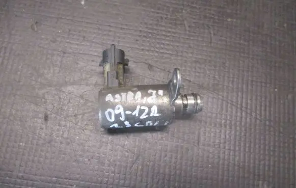 Opel Astra J Camshaft vanos timing valve 