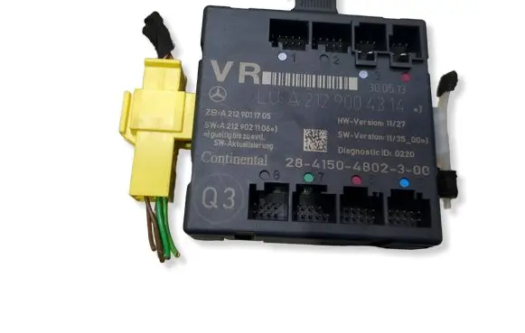 Mercedes-Benz C AMG W204 Door control unit/module A2129004314 A2129021106 A2129011705