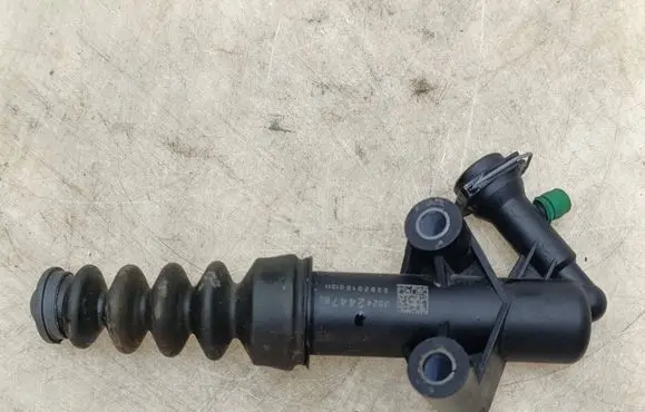 Opel Corsa F Clutch slave cylinder 9824244780 339201001311