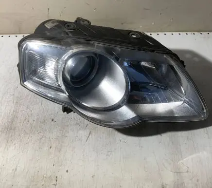 Volkswagen PASSAT B6 Headlight/headlamp 3C0941006T