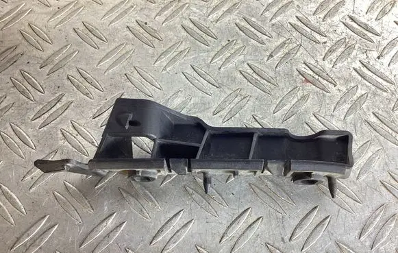 Volkswagen Tiguan Front bumper mounting bracket 8T0807283C