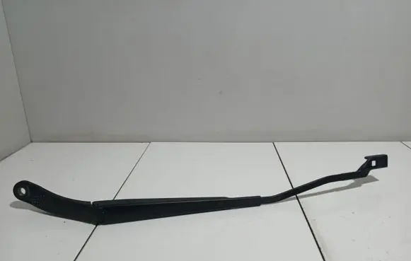Citroen C4 II Front wiper blade arm 010369A