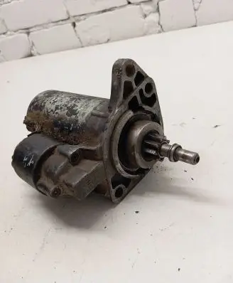 Volkswagen Transporter - Caravelle T4 Starter motor 068911023G
