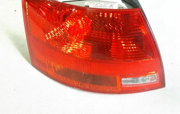 Audi A4 S4 B7 8E 8H Rear/tail lights 8E9945095E