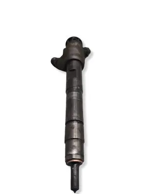 Jaguar XE Fuel injector G4D39K546AA 0445110654