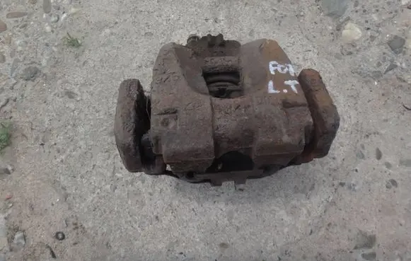 BMW 5 GT F07 Rear brake caliper