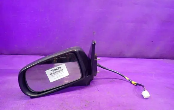 Mazda 323 Front door electric wing mirror