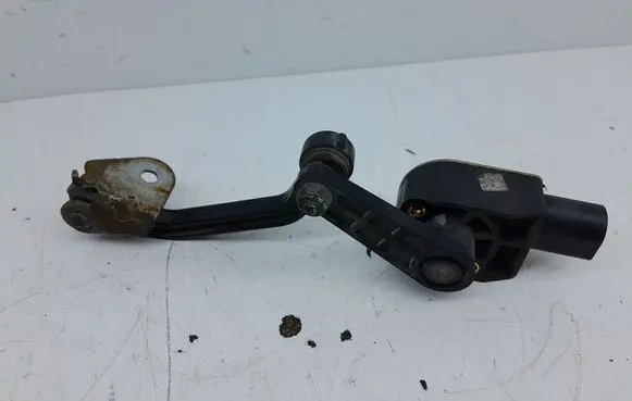 Audi A6 S6 C6 4F Headlight/headlamp level sensor 1T0907503
