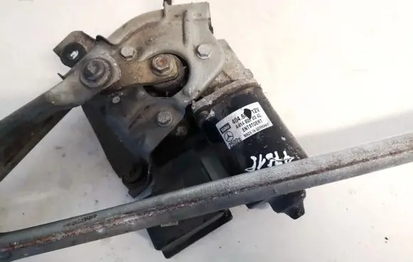 Mercedes-Benz Vaneo W414 Wiper motor a4148200342