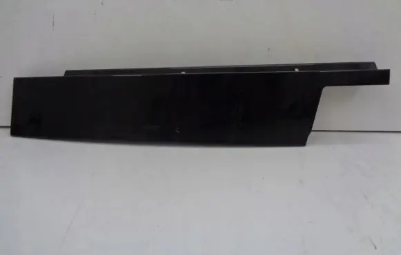 Mercedes-Benz C W204 (B) Pillar trim (exterior) A2046903387 2046903287