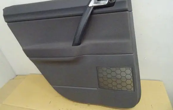 Volkswagen Polo IV 9N3 Rear door card panel trim