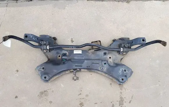 Hyundai ix35 Front subframe 624012Y630B