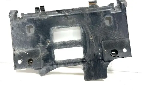 Citroen C3 Engine splash shield/under tray 9672803180