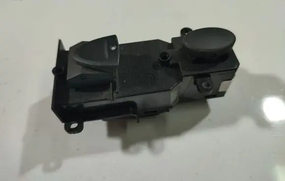 Electric window control switch