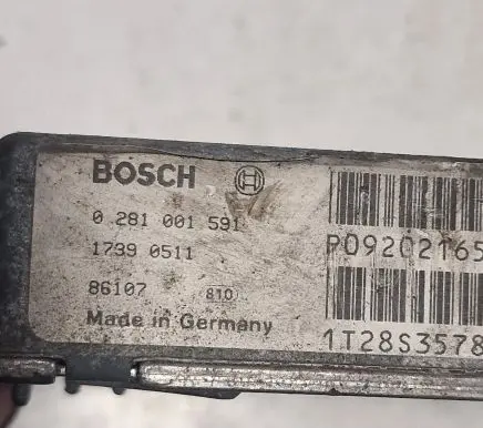 Volvo S70 V70 V70 XC Engine control unit/module 0281001591 P09202165 17390511