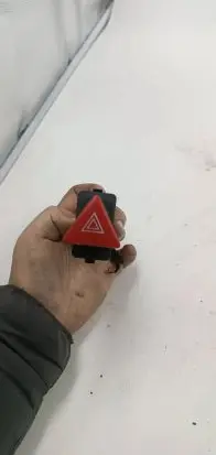 Skoda Octavia Mk1 (1U) Hazard light switch 1U0953235B