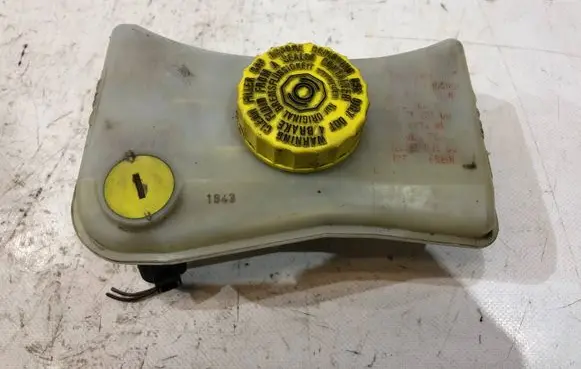 Skoda Superb B5 (3U) Brake fluid reservoir 8E0611301E