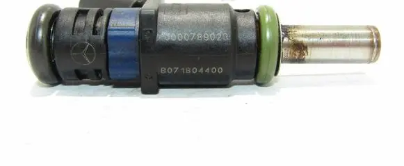 Mercedes-Benz A W169 Fuel injector A0000789023