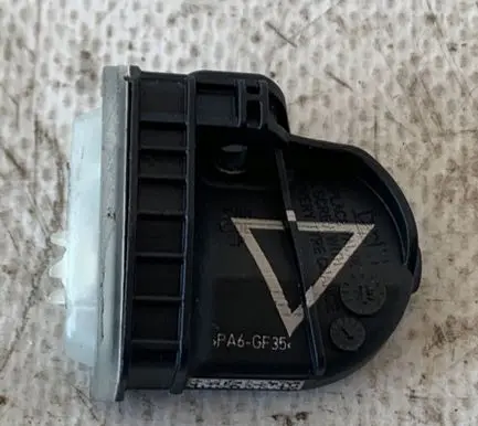 Audi A4 S4 B5 8D Tire pressure control unit F2GT1A180DB