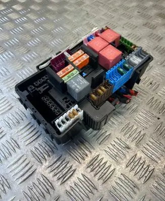 Fuse box set