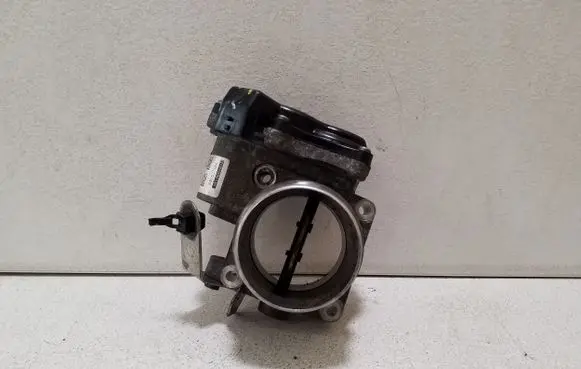 Nissan Navara D23 Throttle valve 161A00161R H8201353976