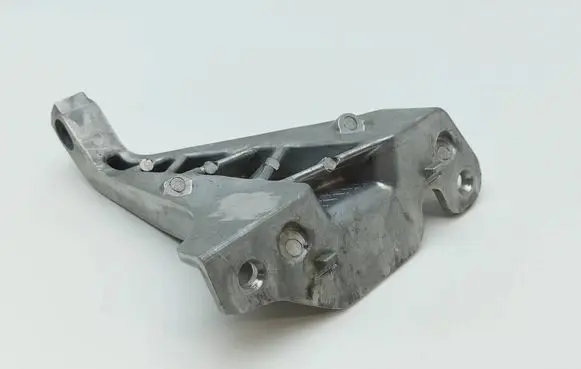 Ligier JS 50 Engine mounting bracket 1120013