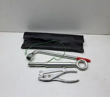 Volvo XC90 Tool set 