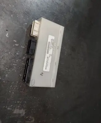 BMW 5 E39 Comfort/convenience module 6942042 61356942042