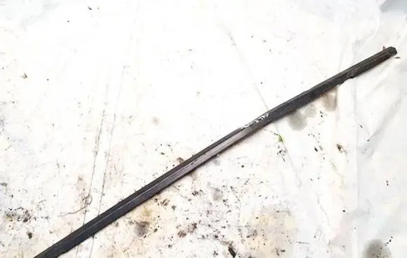 Fiat Bravo Front door glass trim molding 