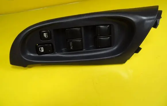 Nissan Primera Electric window control switch 80961