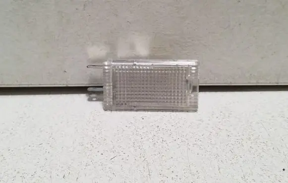 Chevrolet Captiva Glove box light 