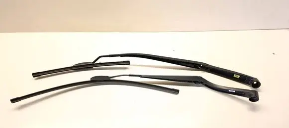 Hyundai Tucson TL Windshield/front glass wiper blade 