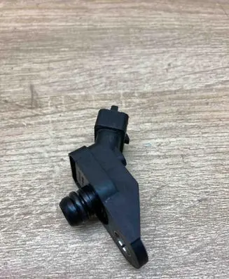 BMW X5 E53 Fuel pressure sensor 0261230046