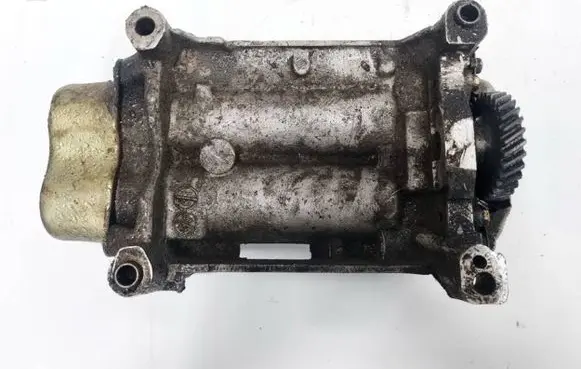 KIA Carens I Oil pump 