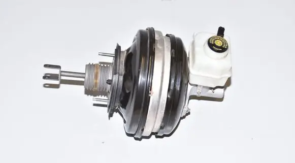 BMW 5 F10 F11 Brake booster 6796726