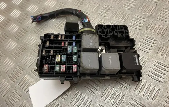 Volvo XC90 Fuse module 31384034