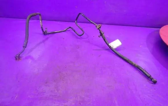 Volkswagen Golf IV Power steering hose/pipe/line 