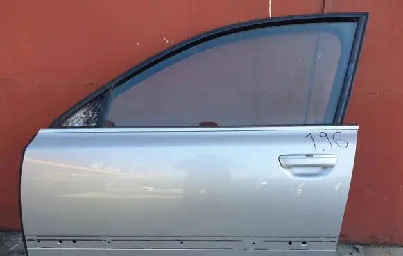 Audi A8 S8 D3 4E Front door
