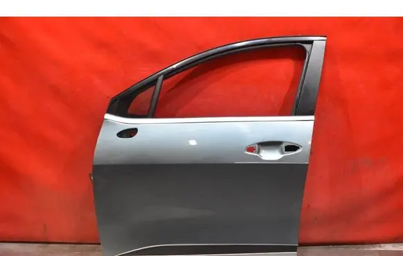 KIA Sportage Front door 