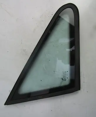 Seat Alhambra (Mk1) Front triangle window/glass 74JI9